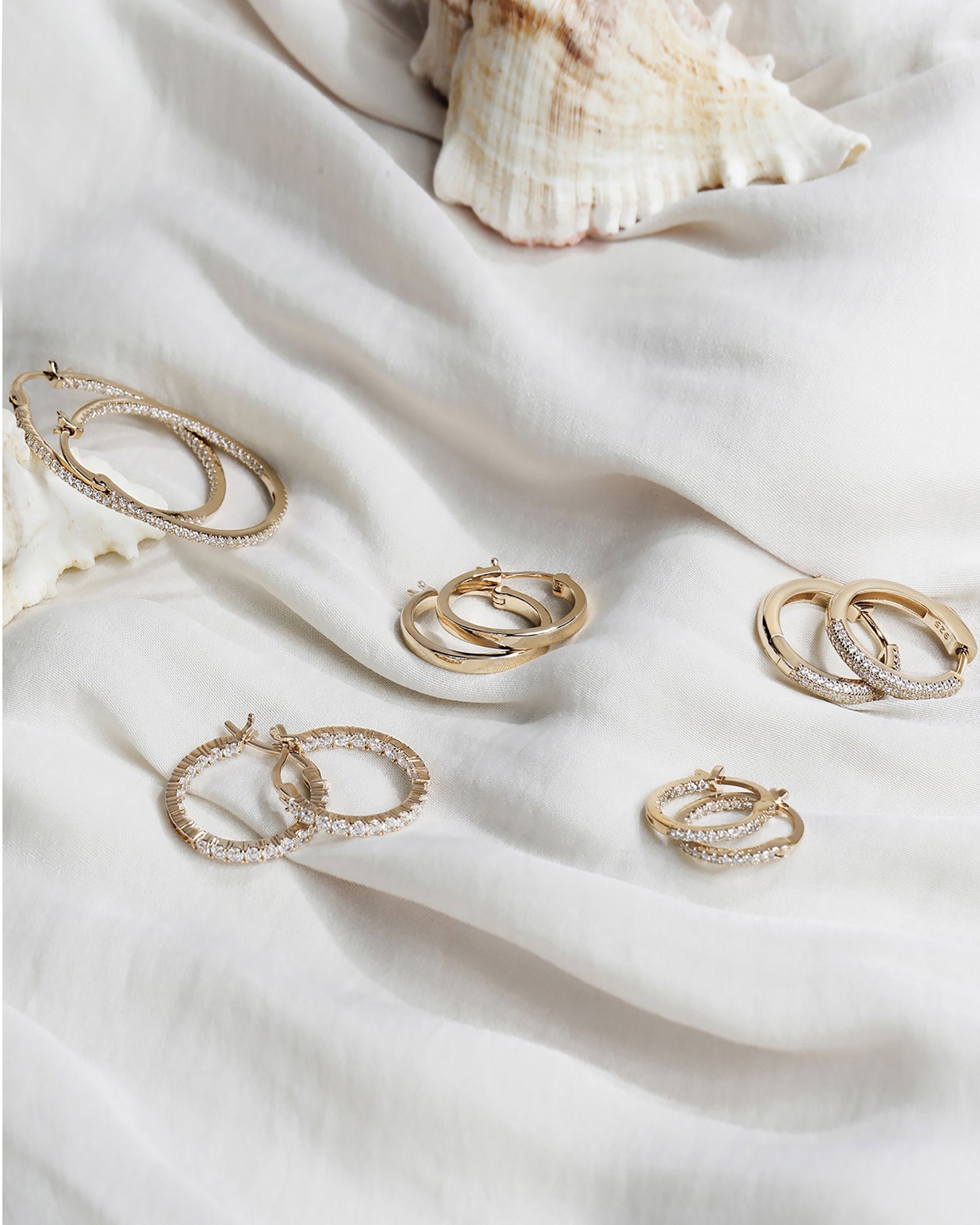 Pavé Hoops